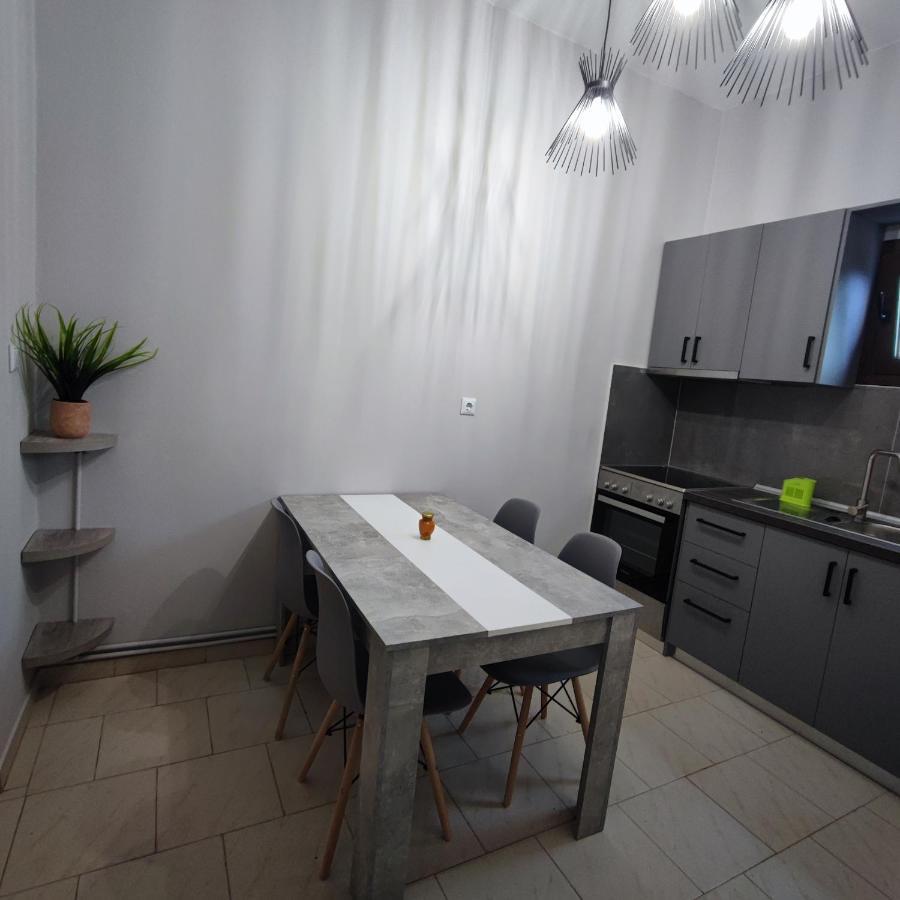 Mouzakitis Apartments 4 Ариллас Экстерьер фото